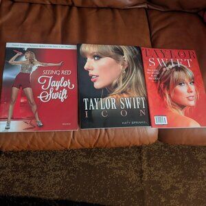 Lot of 3 Taylor Swift Collector's Magazines